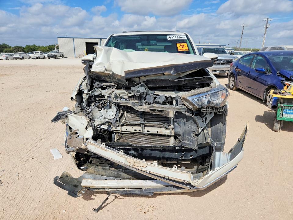 Photo 5 from auction – 2017 TOYOTA 4RUNNER with VIN JTEBU5JRXH5481540