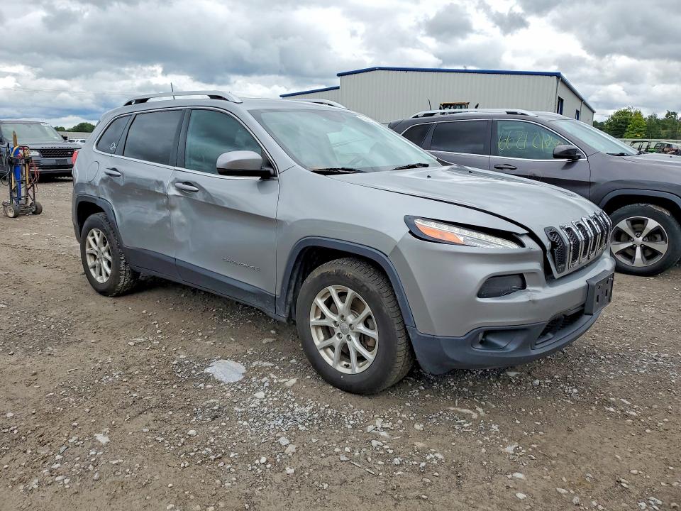 Photo 4 from auction – 2016 JEEP CHEROKEE with VIN 1C4PJMCS9GW277396