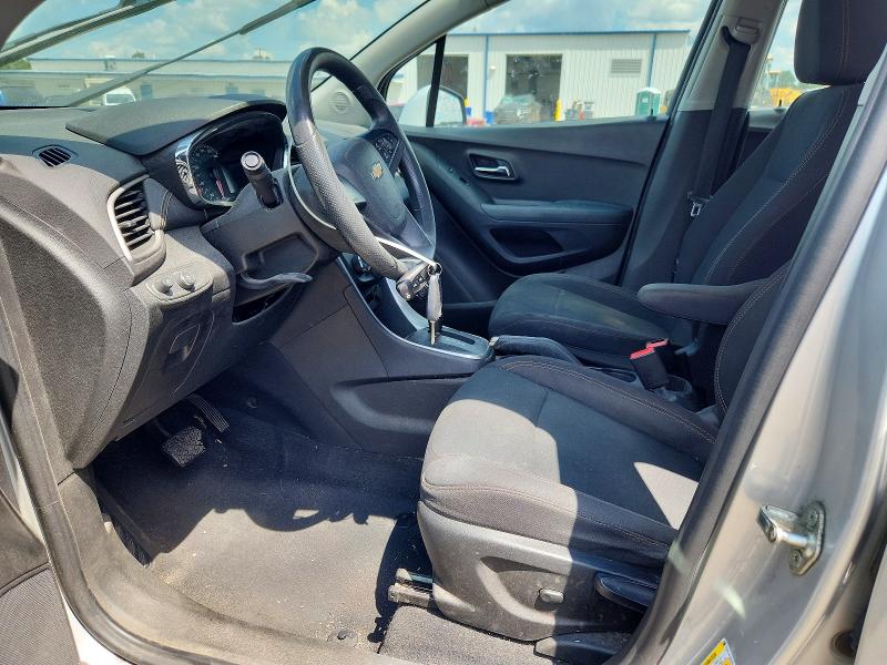 Photo 7 from auction – 2019 CHEVROLET TRAX with VIN 3GNCJKSB2KL196654