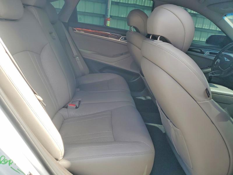 Photo 10 from auction – 2016 HYUNDAI GENESIS with VIN KMHGN4JEXGU133803