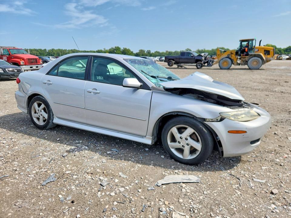 Photo 4 from auction – 2004 MAZDA 6 with VIN 1YVFP80C245N35364