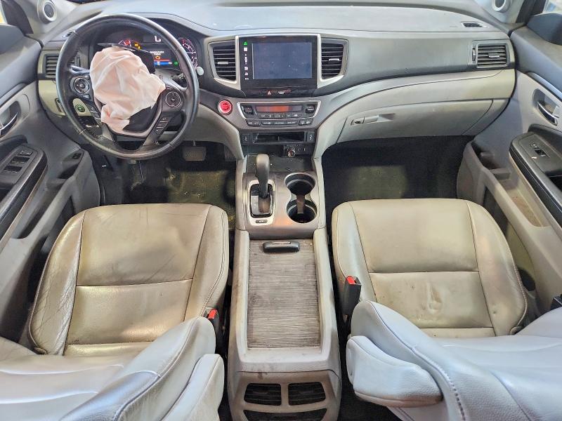 Photo 8 from auction – 2016 HONDA PILOT with VIN 5FNYF6H54GB111103