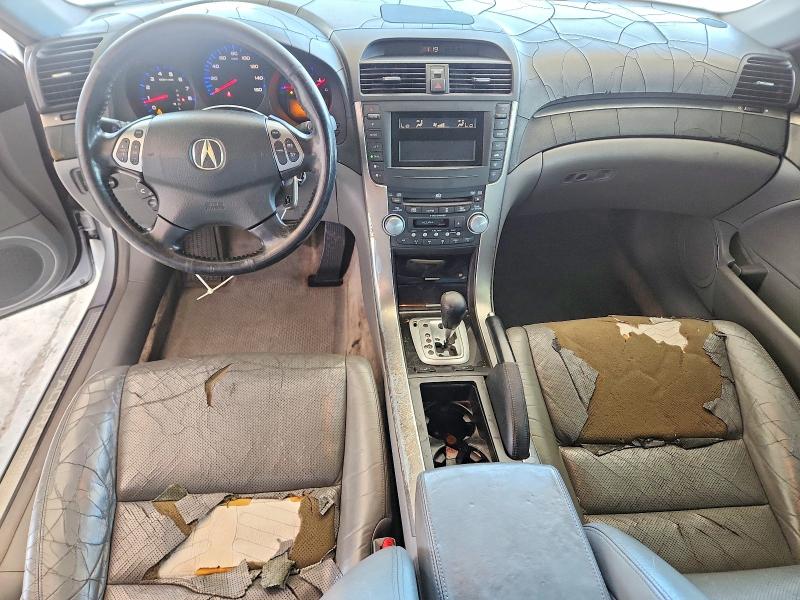 Photo 8 from auction – 2005 ACURA TL with VIN 19UUA66285A002348