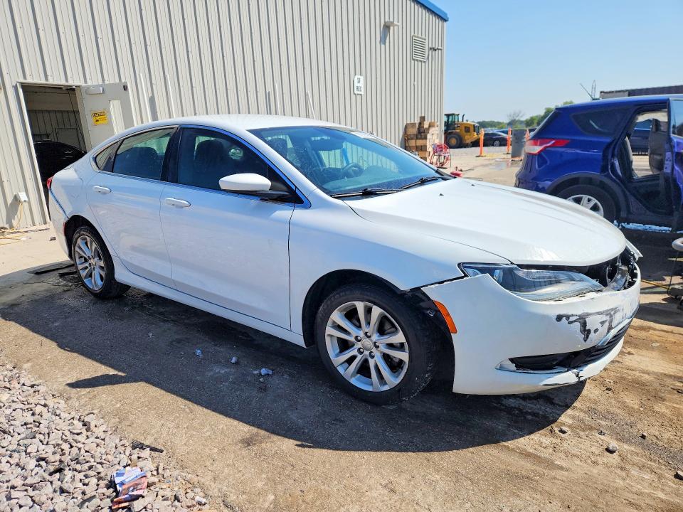 Photo 4 from auction – 2016 CHRYSLER 200 with VIN 1C3CCCAB5GN133599