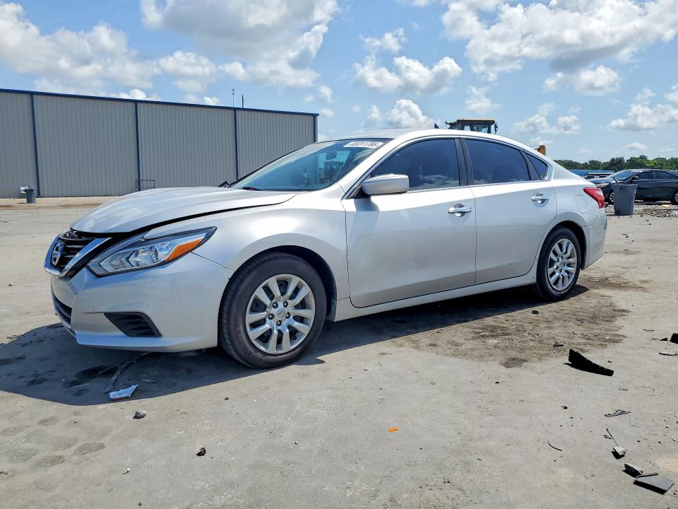 NISSAN ALTIMA 2016 with VIN 1N4AL3AP1GC137410 - Photo from auction