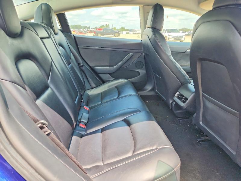 Photo 10 from auction – 2022 TESLA MODEL 3 with VIN 5YJ3E1EA4NF371368