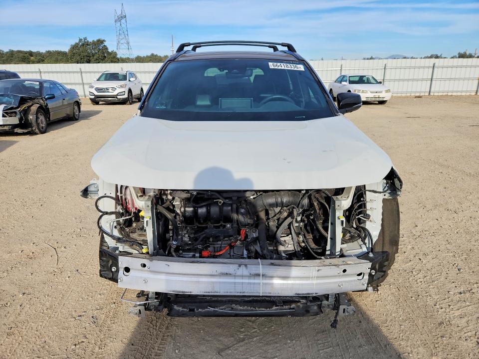 Photo 5 from auction – 2022 TOYOTA RAV4 with VIN 4T3E6RFV7NU092321