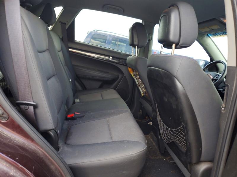Photo 11 from auction – 2012 KIA SORENTO with VIN 5XYKT3A68CG269043