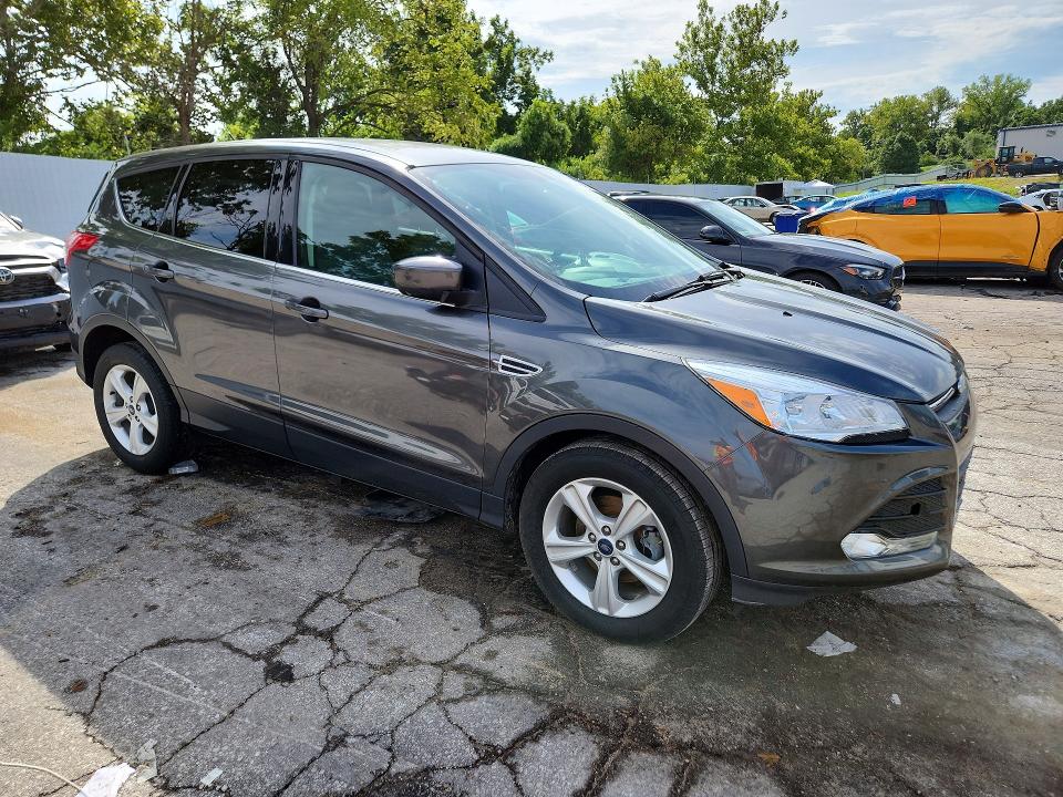 Photo 4 from auction – 2015 FORD ESCAPE with VIN 1FMCU0GX0FUB57822