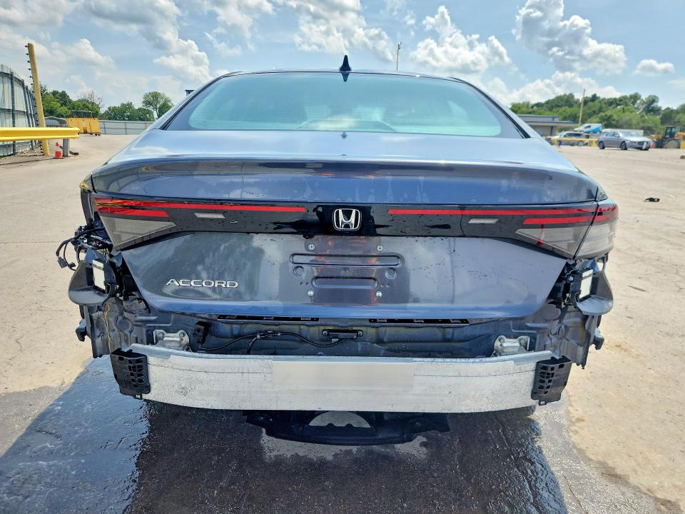 Снимка 6 от търг – 2025 HONDA ACCORD с VIN 1HGCY1F46SA065228