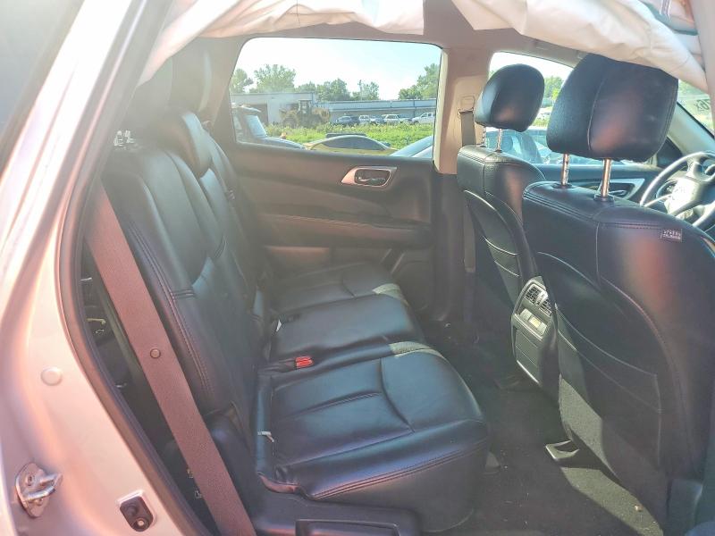 Photo 10 from auction – 2017 NISSAN PATHFINDER with VIN 5N1DR2MM1HC657332