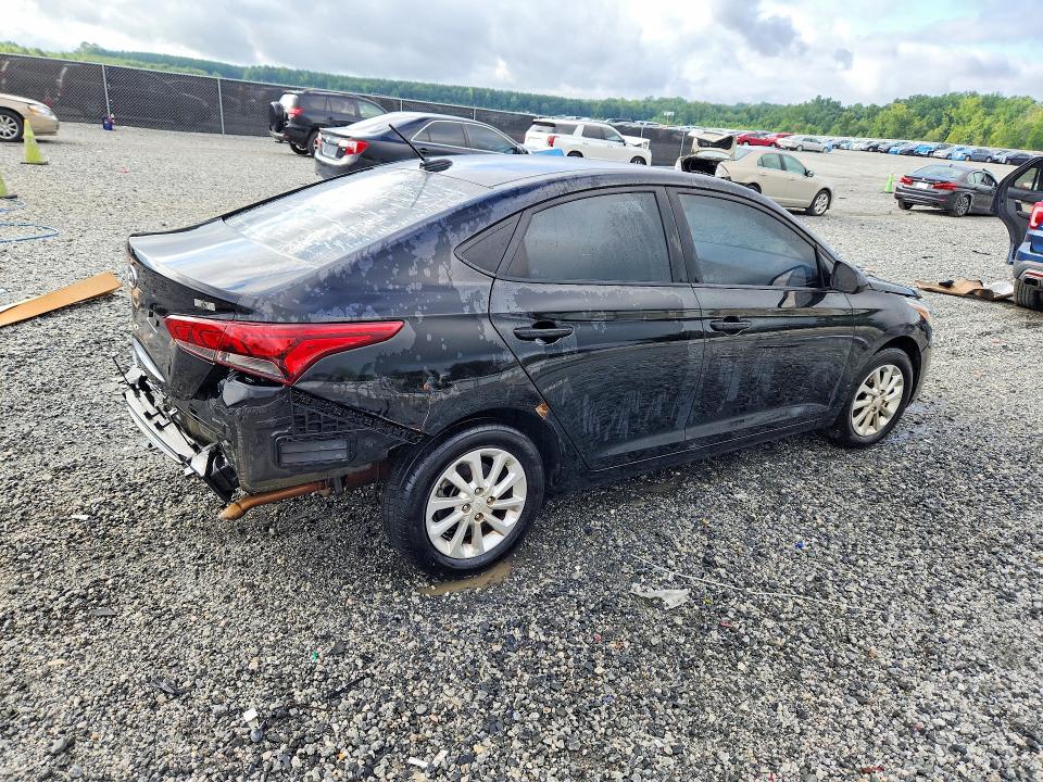Photo 3 from auction – 2018 HYUNDAI ACCENT with VIN 3KPC24A32JE026826