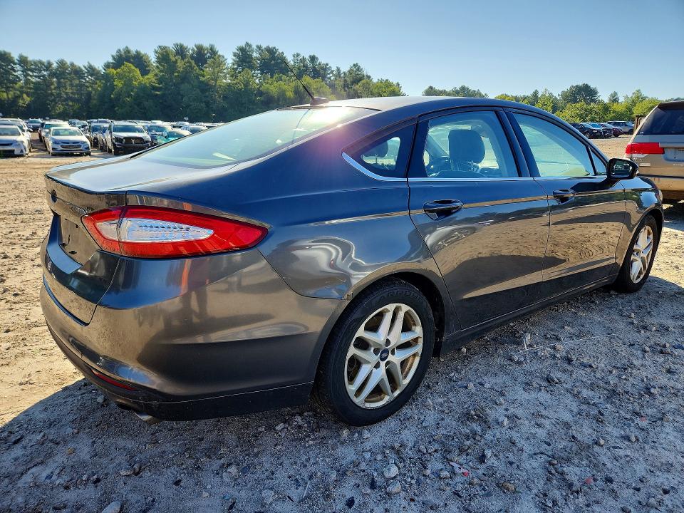 Photo 3 from auction – 2015 FORD FUSION with VIN 3FA6P0H73FR153252