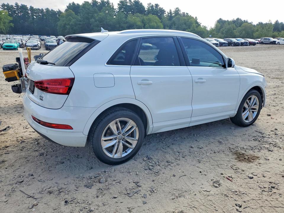 Photo 3 from auction – 2016 AUDI Q3 with VIN WA1EFCFS4GR021836