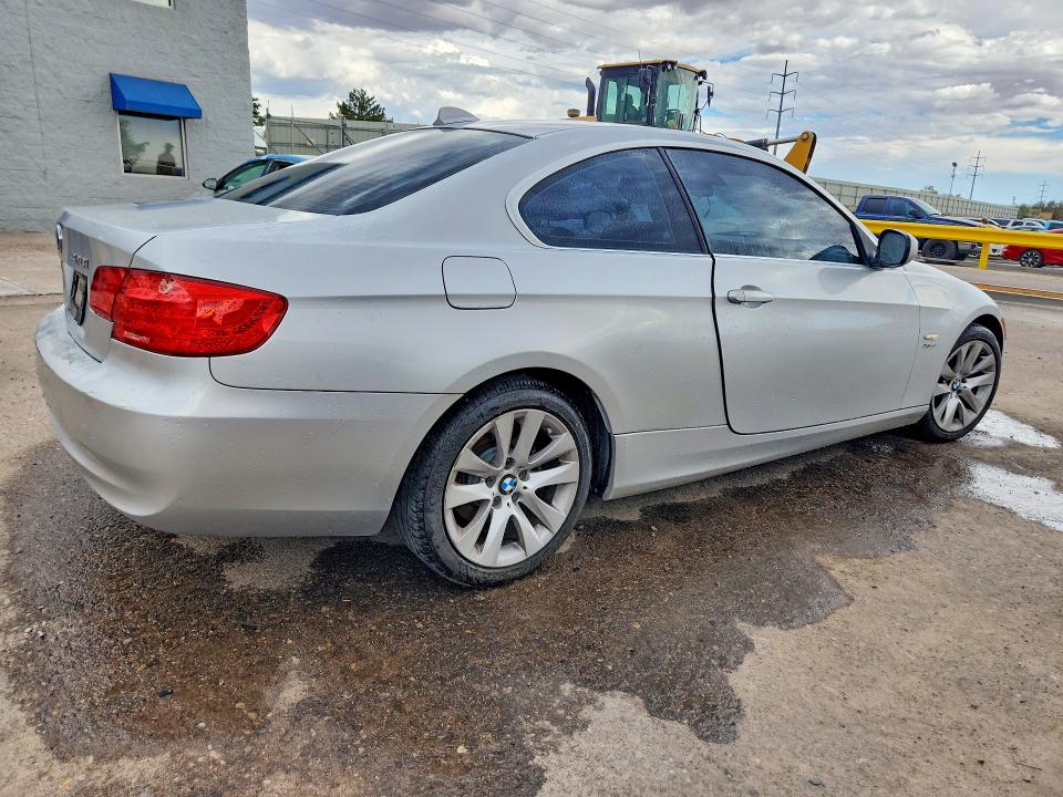 Photo 3 from auction – 2012 BMW 328 with VIN WBAKF3C52CE793435