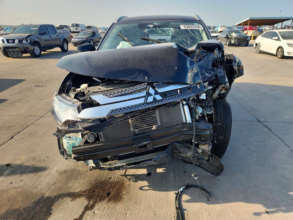 Photo 5 from auction – 2020 MITSUBISHI OUTLANDER with VIN JA4AD3A37LZ029928