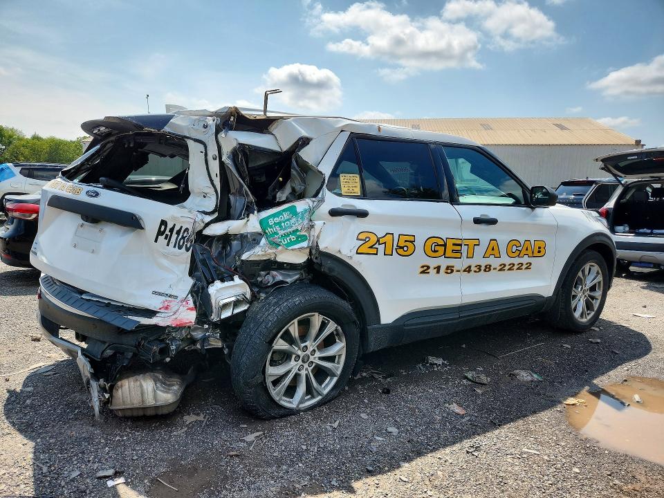 Photo 3 from auction – 2022 FORD EXPLORER with VIN 1FM5K8AB5NGC36104