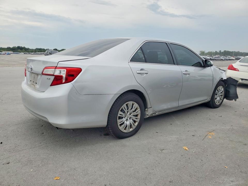 Photo 3 from auction – 2014 TOYOTA CAMRY with VIN 4T4BF1FK8ER411900