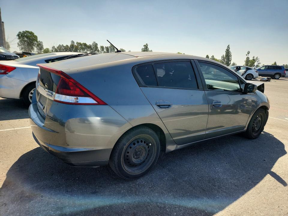 Photo 3 from auction – 2012 HONDA INSIGHT with VIN JHMZE2H56CS004615
