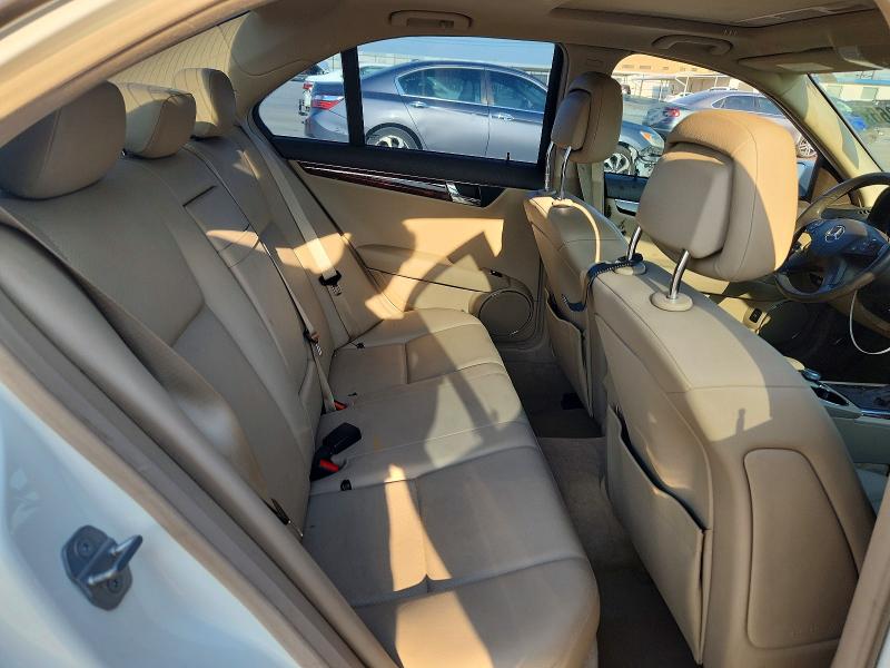 Photo 10 from auction – 2010 MERCEDES-BENZ C with VIN WDDGF5EB5AR108511