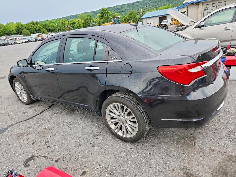 Foto 2 de la subasta – 2011 CHRYSLER 200 con VIN 1C3BC2FG1BN516524