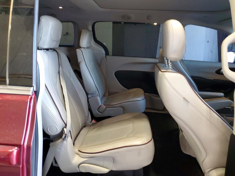 Photo 11 from auction – 2017 CHRYSLER PACIFICA with VIN 2C4RC1GG3HR553895