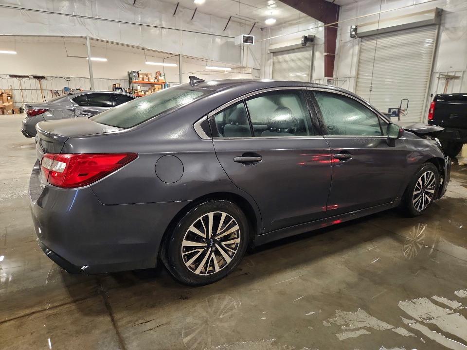 Photo 3 from auction – 2018 SUBARU LEGACY with VIN 4S3BNAC68J3003843