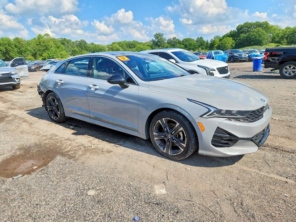 Photo 4 from auction – 2021 KIA K5 with VIN 5XXG64J28MG066496