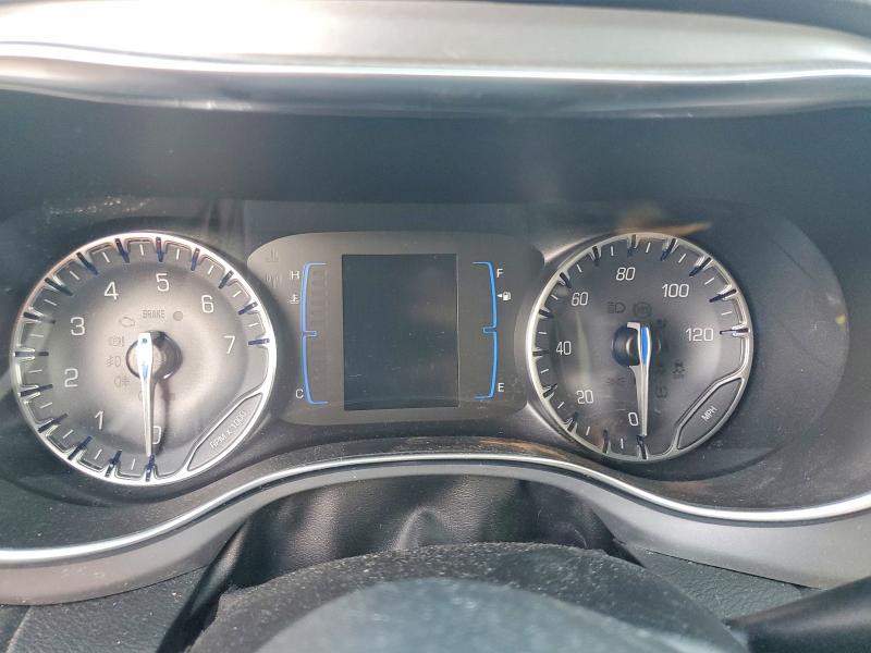Photo 9 from auction – 2018 CHRYSLER PACIFICA with VIN 2C4RC1BG3JR364466