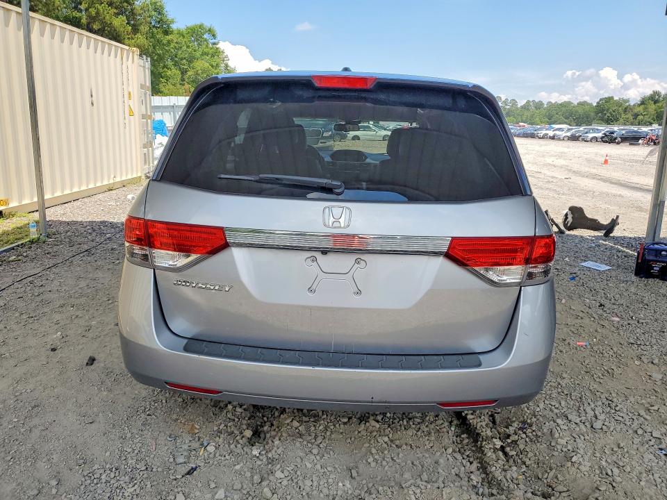 Photo 6 from auction – 2016 HONDA ODYSSEY with VIN 5FNRL5H69GB016908