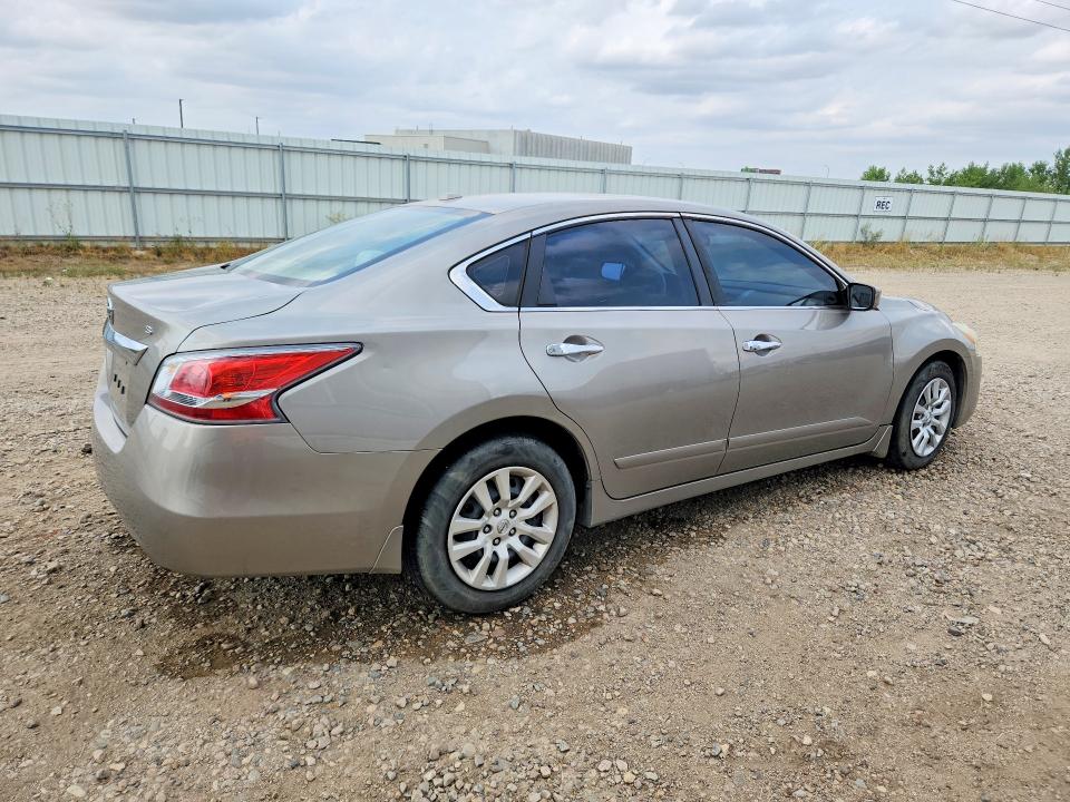 Photo 3 from auction – 2015 NISSAN ALTIMA with VIN 1N4AL3APXFC186779