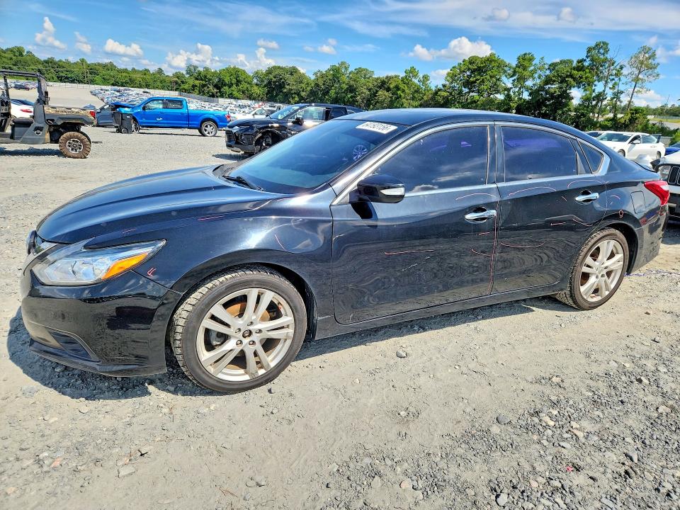 NISSAN ALTIMA 2016 with VIN 1N4BL3AP6GC126424 - Photo from auction