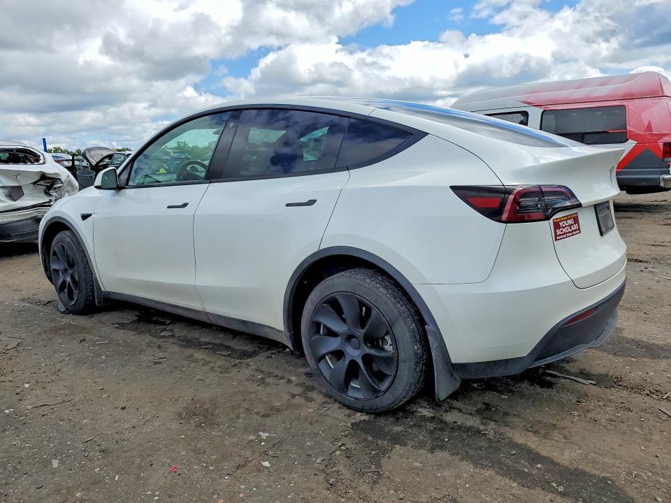Photo 2 from auction – 2023 TESLA MODEL Y with VIN 7SAYGDEEXPF664427