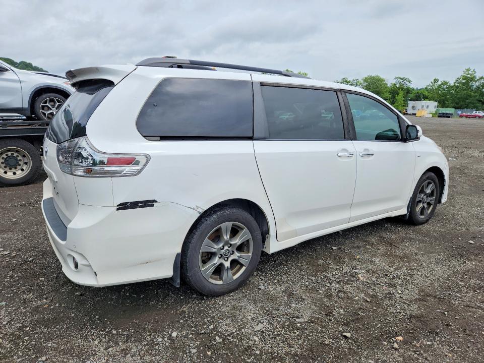 Photo 3 from auction – 2019 TOYOTA SIENNA with VIN 5TDEZ3DC3KS221139