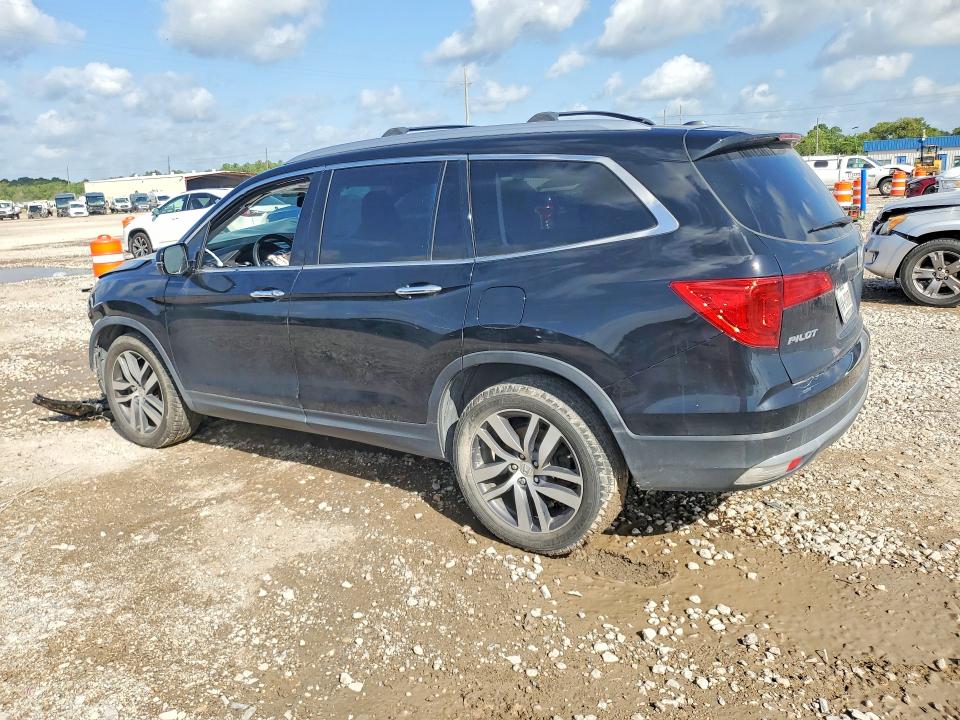 Photo 2 from auction – 2017 HONDA PILOT with VIN 5FNYF6H92HB001364