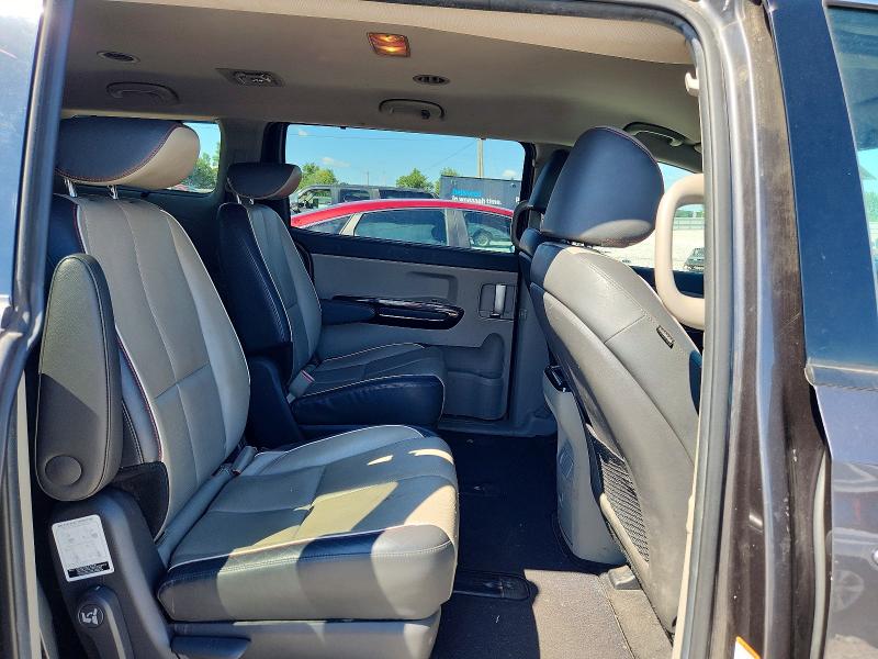 Photo 11 from auction – 2018 KIA SEDONA with VIN KNDMC5C17J6379104