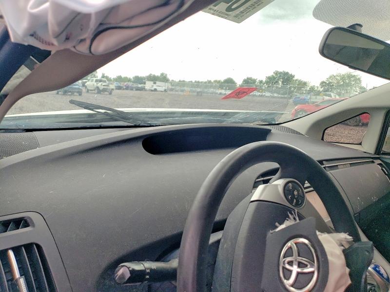 Photo 9 from auction – 2015 TOYOTA PRIUS with VIN JTDKN3DU3F1892059