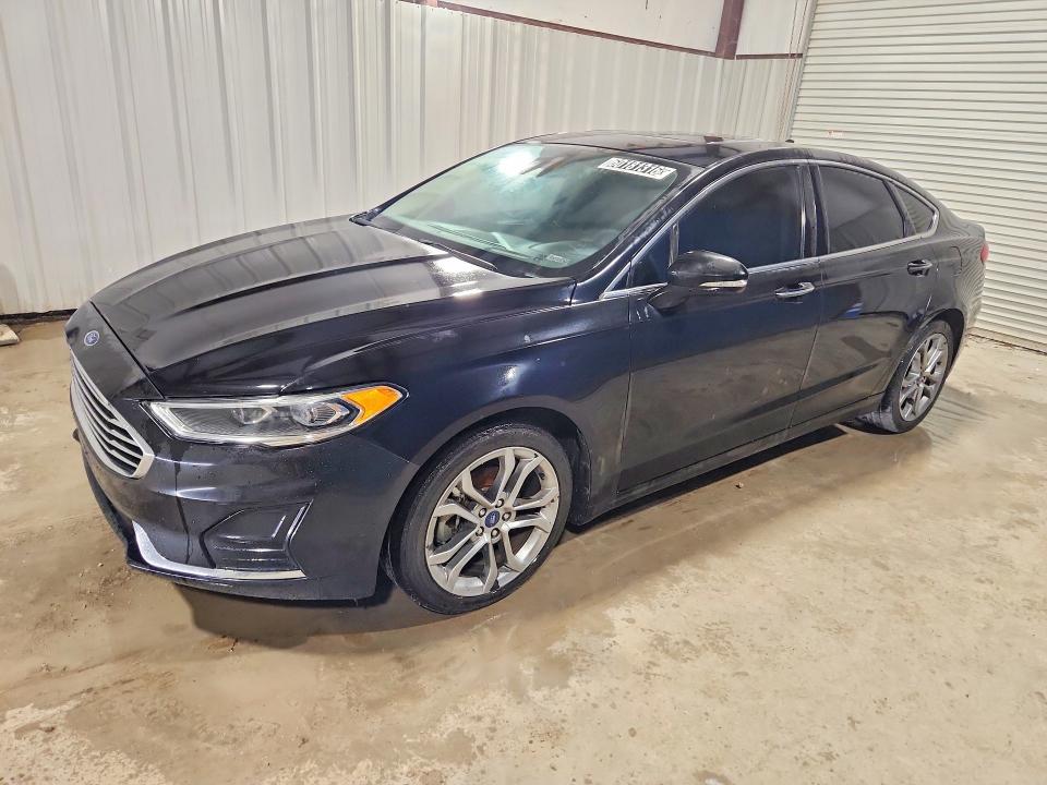 FORD FUSION 2019 с VIN 3FA6P0CD4KR238012 - Фото с аукциона