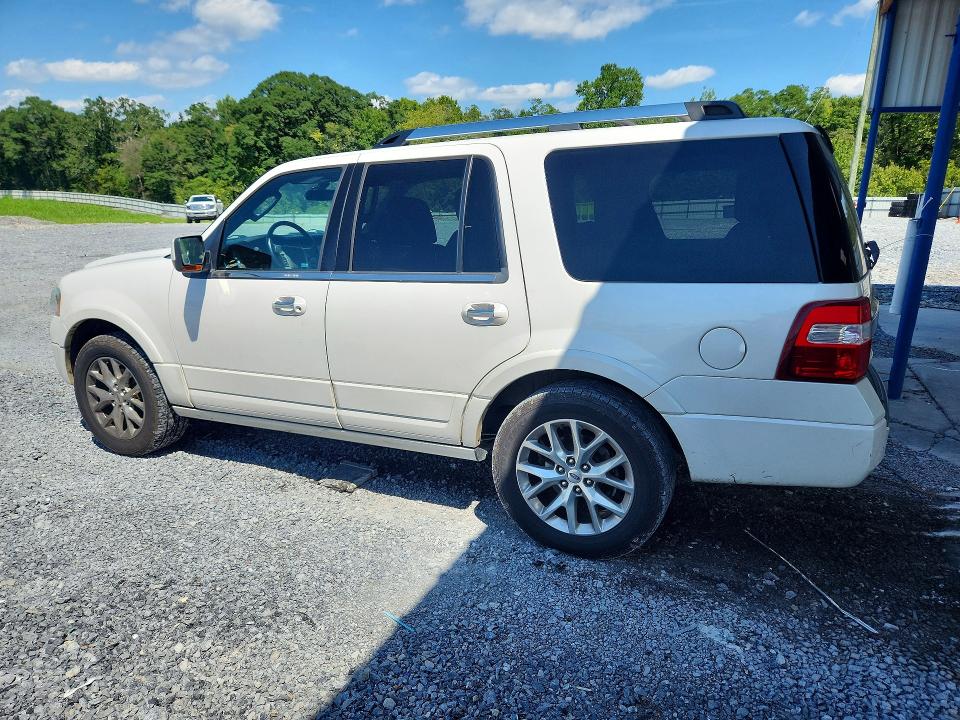 Photo 2 from auction – 2016 FORD EXPEDITION with VIN 1FMJU2AT9GEF10627