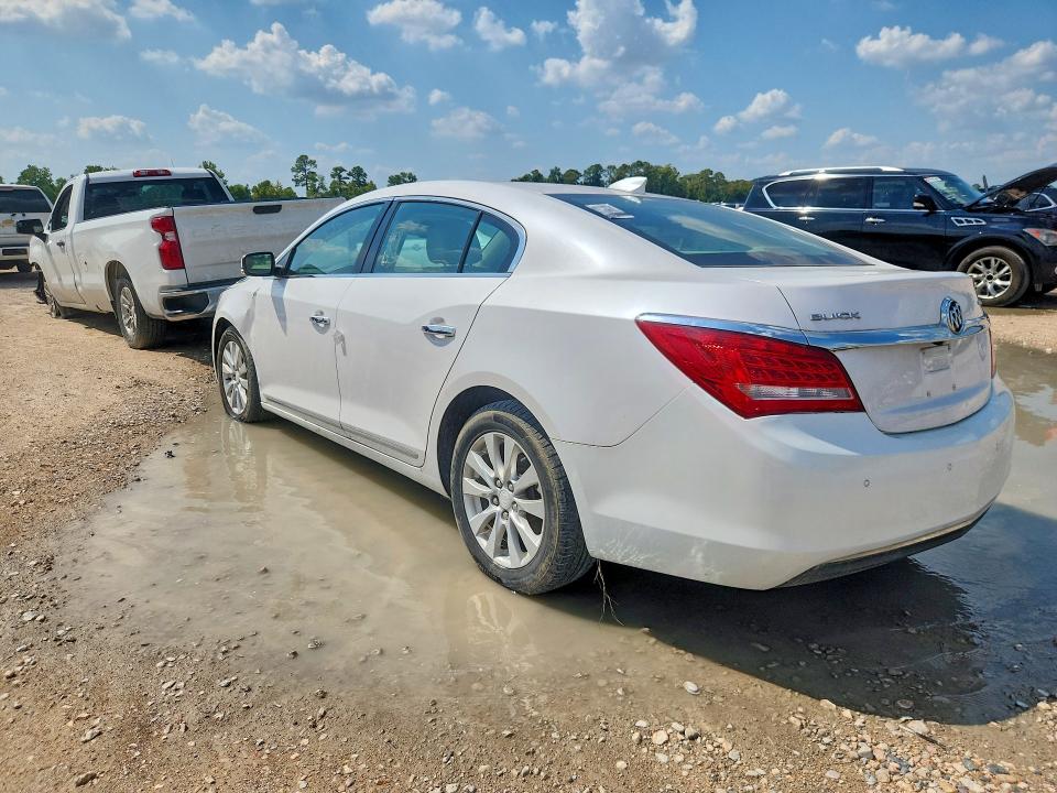 Photo 2 from auction – 2015 BUICK LACROSSE with VIN 1G4GB5GR0FF157099