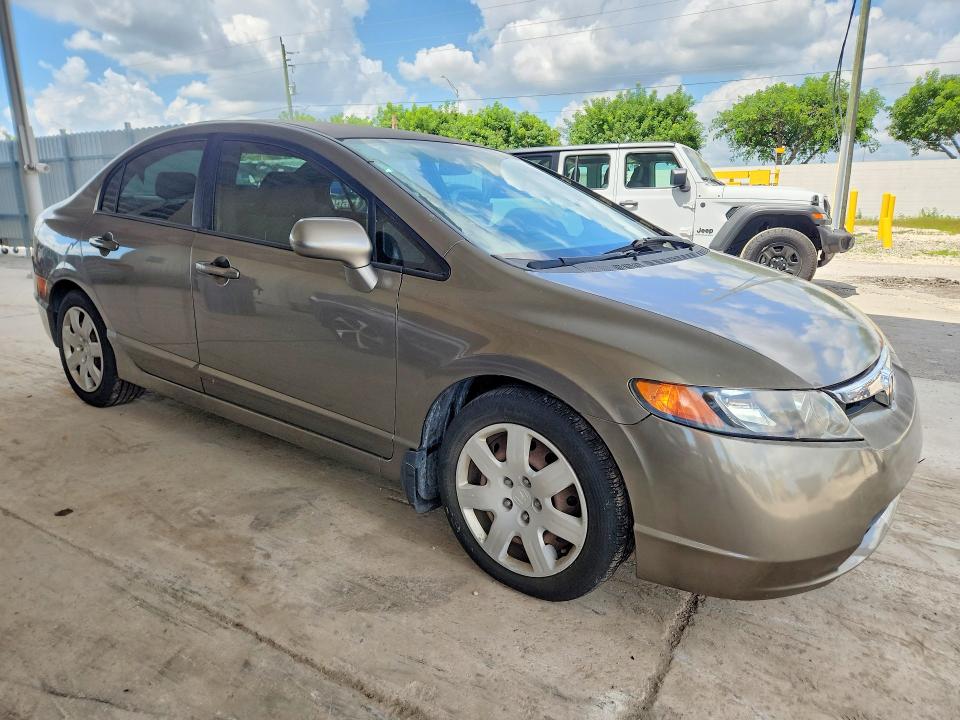 Photo 4 from auction – 2006 HONDA CIVIC with VIN 1HGFA16556L132941