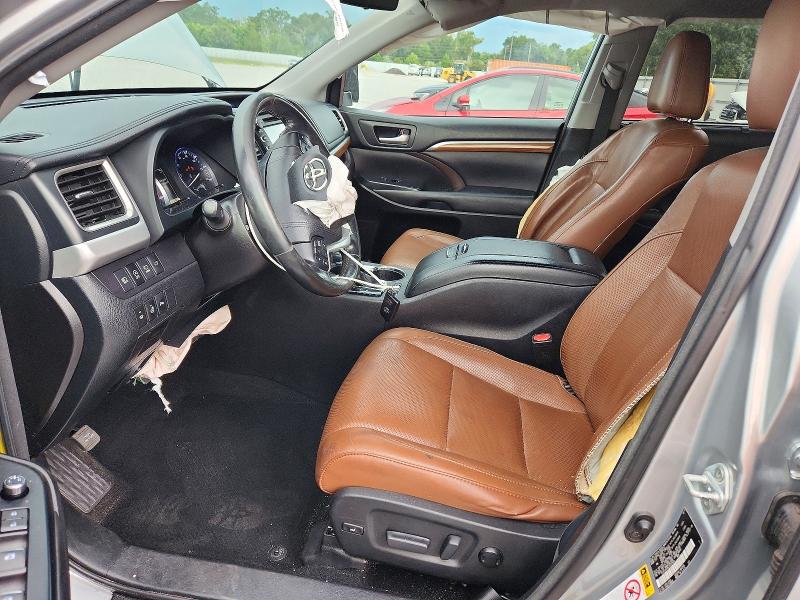 Photo 7 from auction – 2018 TOYOTA HIGHLANDER with VIN 5TDYZRFH6JS237844