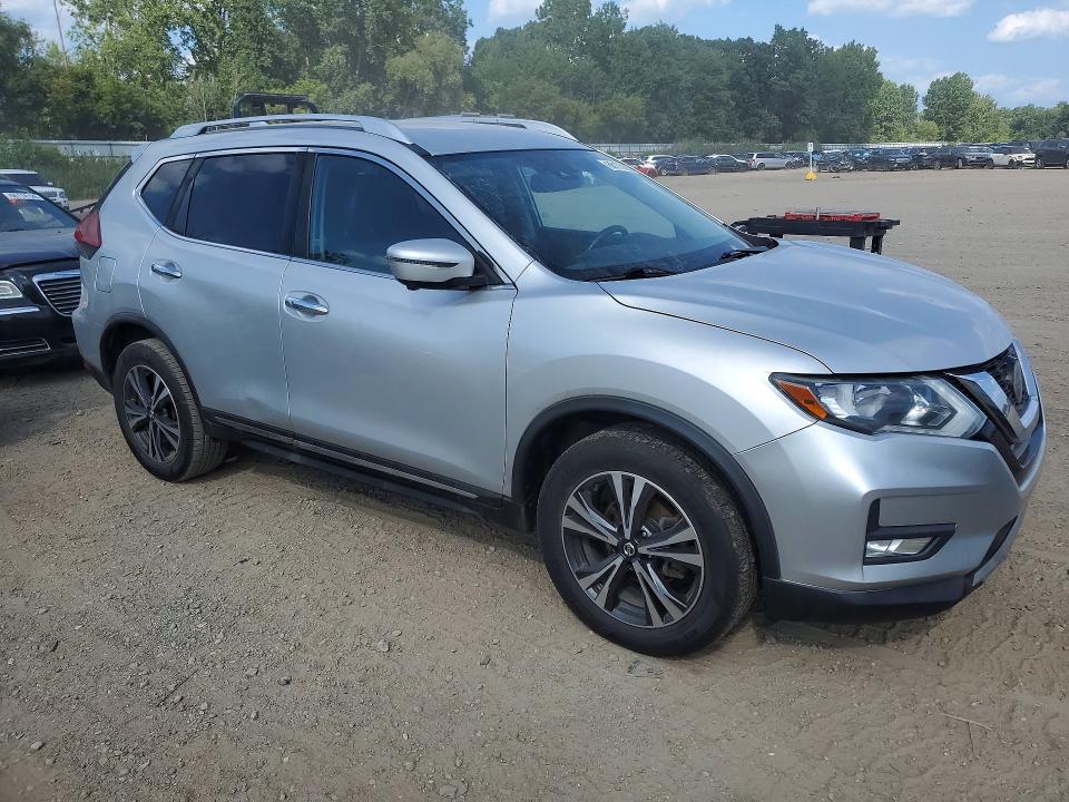 Photo 4 from auction – 2018 NISSAN ROGUE with VIN JN8AT2MVXJW319406