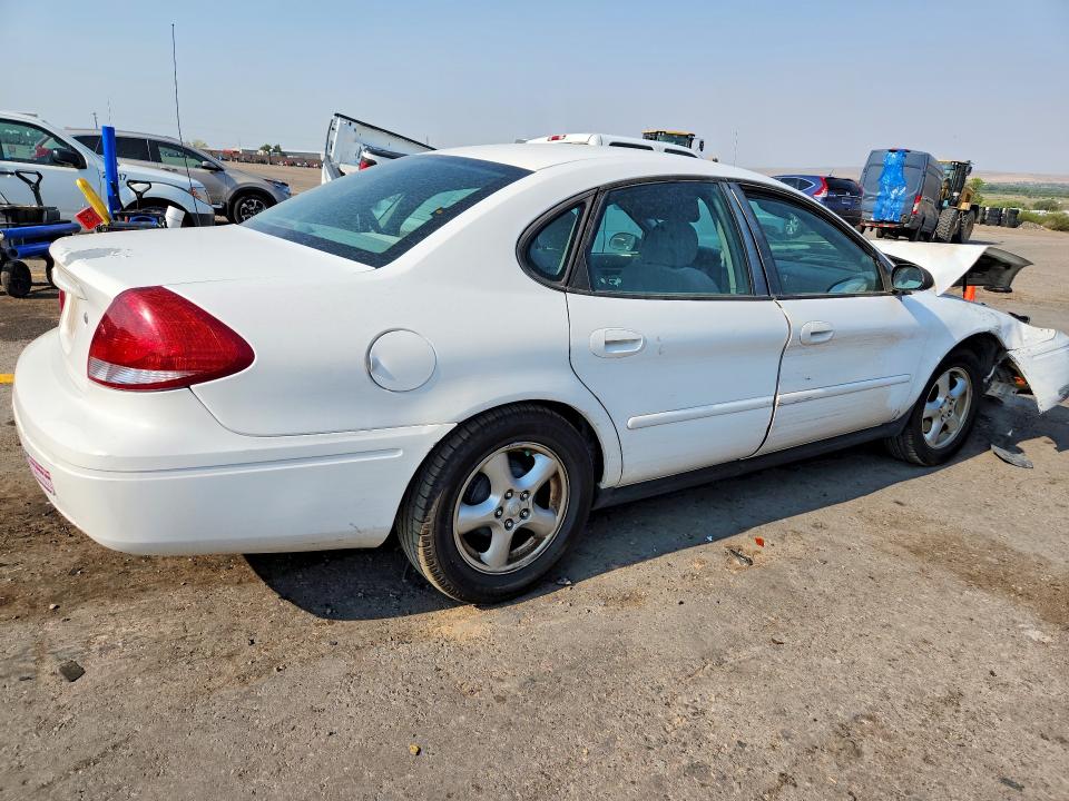 Photo 3 from auction – 2005 FORD TAURUS with VIN 1FAFP53U85A254600