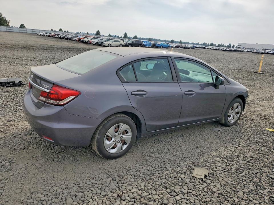 Photo 3 from auction – 2015 HONDA CIVIC with VIN 2HGFB2F57FH539577
