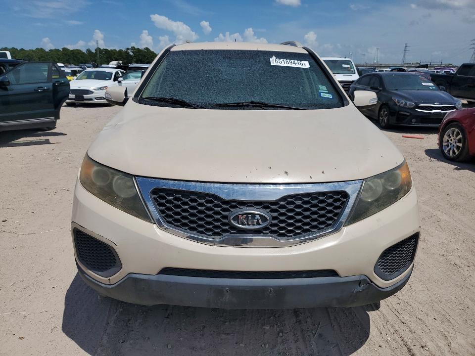 Photo 5 from auction – 2011 KIA SORENTO with VIN 5XYKTDA26BG068842
