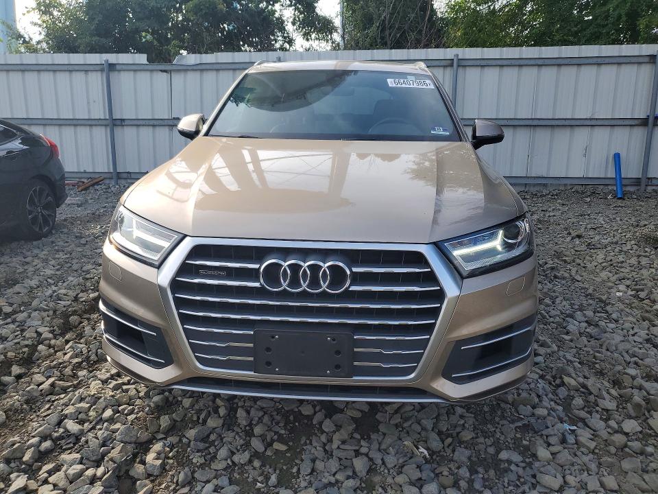 Photo 5 from auction – 2018 AUDI Q7 with VIN WA1LAAF70JD007457