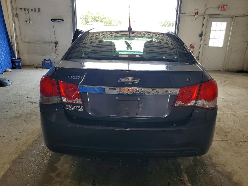 Photo 6 from auction – 2014 CHEVROLET CRUZE with VIN 1G1PC5SB2E7307355