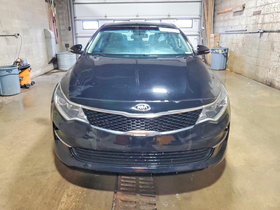 Zdjęcie 5 z aukcji – 2016 KIA OPTIMA z VIN 5XXGT4L34GG073352