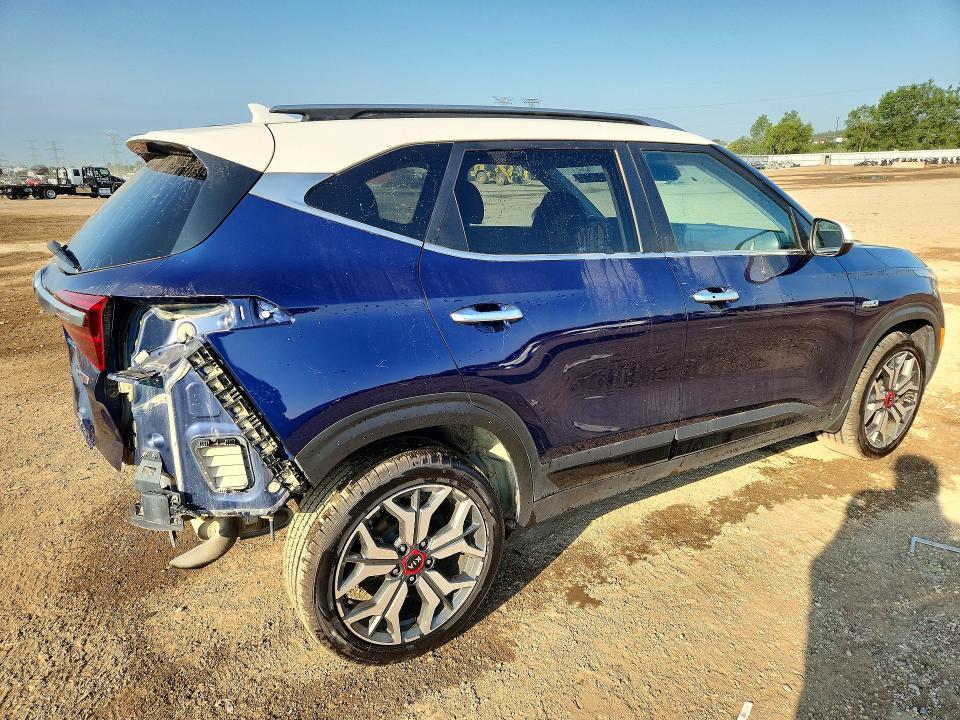 Foto 3 de la subasta – 2021 KIA SELTOS con VIN KNDETCA22M7214922